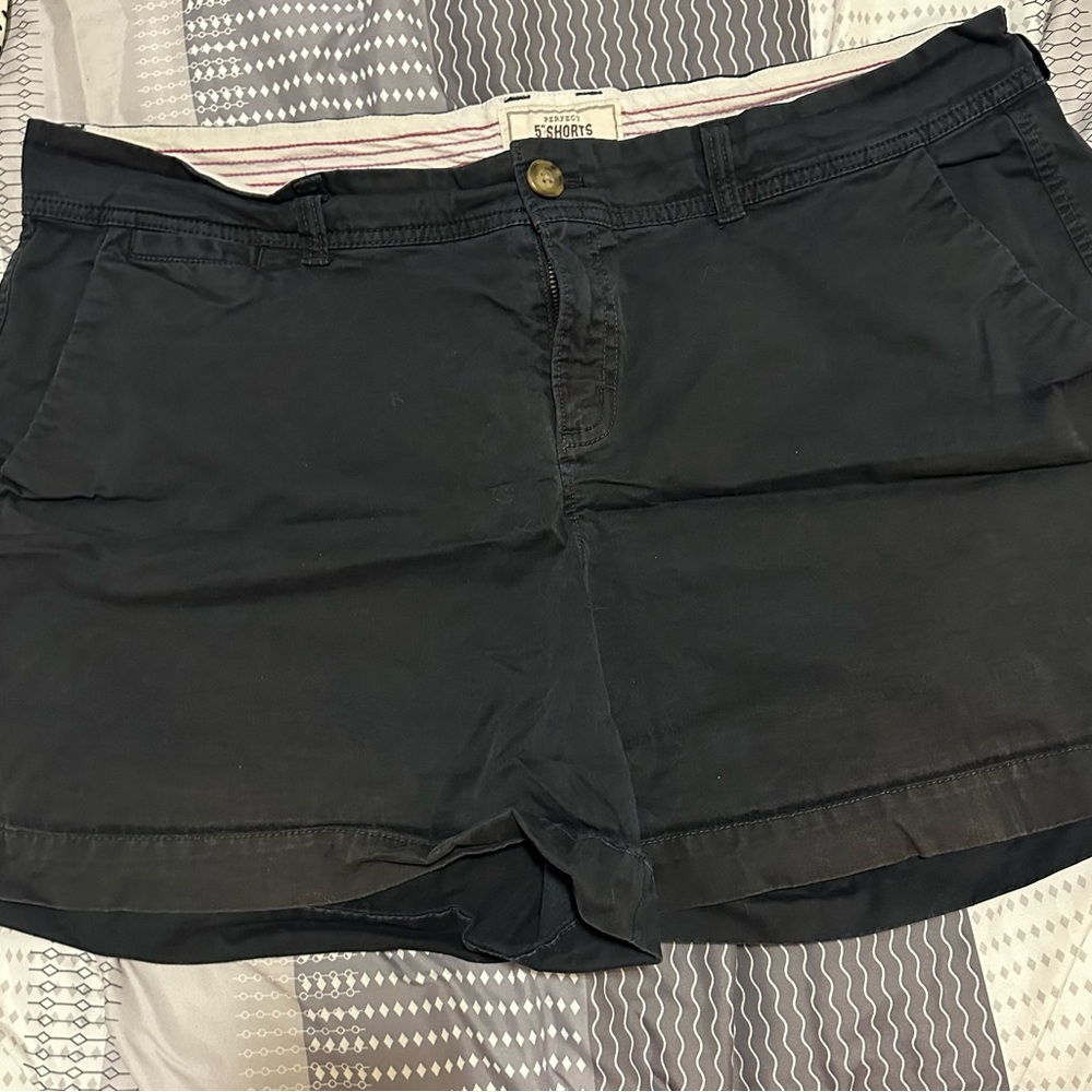 Old Navy Black Shorts Casual Style